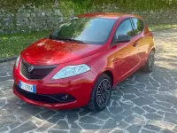 Usata Lancia Ypsilon 69 CV (50 kW) 2018 Rosso Utilitaria