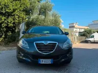 Usata Lancia Delta Gold 120 CV (88 kW) 2012 Marrone Utilitaria