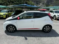 Usata Toyota Aygo Connect Style 72 CV (52 kW) 2020 Bianco Utilitaria