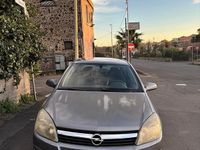 Usata Opel Astra 101 CV (74 kW) 2005 Grigio Berlina