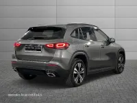 Usata Mercedes GLA250 160 CV (117 kW) 2022 Grigio medio metallizzato SUV