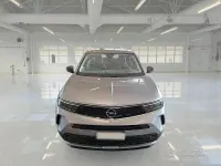 Usata Opel Mokka Edition 100 CV (73 kW) 2023 Grigio SUV