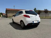 Usata Mazda 2 75 CV (55 kW) 2012 Bianco Utilitaria