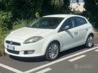 Usata Fiat Bravo Easy 120 CV (88 kW) 2013 Bianco Utilitaria
