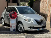 Usata Lancia Ypsilon Silver 69 CV (50 kW) 2014 Grigio Utilitaria