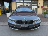 Begagnad BMW 730 Luxury Line 265 HK (194 kW) 2015 Grå Sedan