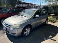 Usata Opel Corsa 80 CV (58 kW) 2005 Grigio Berlina