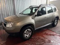 Usata Dacia Duster Lauréate 110 CV (80 kW) 2013 Grigio SUV