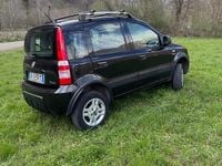 Usata Fiat Panda 4x4 Climbing 75 CV (55 kW) 2012 Nero Utilitaria
