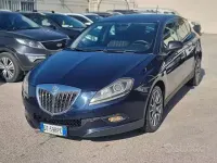Usata Lancia Delta 120 CV (88 kW) 2009 Blu Utilitaria