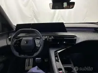 Usata Peugeot 5008 GTi 136 CV (100 kW) 2025 Grigio SUV