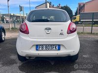 Usata Ford Ka 69 CV (50 kW) 2015 Bianco Berlina