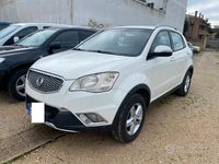 Usata Ssangyong (KGM) Korando 149 CV (109 kW) 2014 Bianco SUV