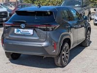 Usata Toyota Yaris Hybrid Trend 92 CV (67 kW) 2022 Grigio Monovolume