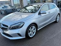 Usata Mercedes A180 109 CV (80 kW) 2017 Argento Berlina