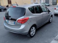 Usata Opel Meriva 120 CV (88 kW) 2013 Grigio Monovolume