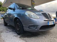 Usata Lancia Ypsilon 75 CV (55 kW) 2008 Grigio Utilitaria