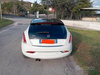 Begagnad Lancia Delta 120 HK (88 kW) 2014 Halvkombi