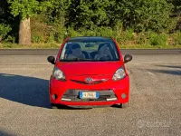 Usata Toyota Aygo Cool 68 CV (50 kW) 2014 Rosso Utilitaria