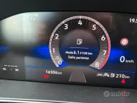 Usata VW T-Roc Edition 116 CV (85 kW) 2025 Grigio SUV