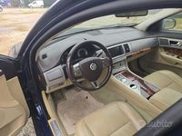 Usata Jaguar XF Premium Luxury 207 CV (152 kW) 2008 Grigio Berlina