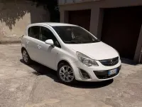 Usata Opel Corsa Edition 86 CV (63 kW) 2012 Bianco Utilitaria