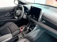 Nuova Toyota Yaris Hybrid Premium 92 CV (67 kW) 2026 Blu/azzurro Berlina