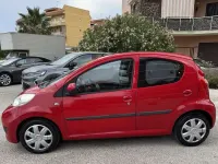Usata Peugeot 107 68 CV (50 kW) 2009 Utilitaria
