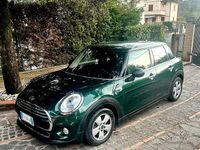Begagnad Mini ONE 102 HK (75 kW) 2015 Grön Halvkombi