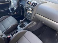 Usata VW Golf V 105 CV (77 kW) 2007 Nero Utilitaria