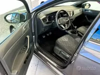 Usata VW Taigo R-line 110 CV (80 kW) 2023 Grigio SUV