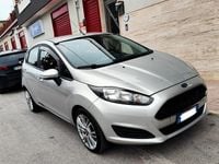 Usata Ford Fiesta 75 CV (55 kW) 2017 Grigio Berlina
