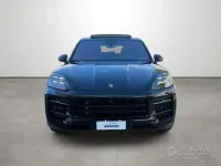 Gebraucht Porsche Cayenne 305 PS (224 kW) 2024 Schwarz SUV