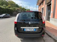 Usata Renault Grand Scénic II 106 CV (77 kW) 2009 Nero Monovolume