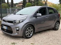 Usata Kia Picanto X-Line 65 CV (47 kW) 2023 Grigio Utilitaria