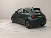 Begagnad Fiat 500e Icon 86 kW (118 HK) 2020 Grön Halvkombi