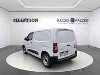 Occasion Fiat Doblò 101 ch (74 kW) 2024 Blanc Monospace