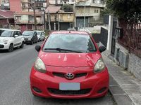 Usata Toyota Aygo 68 CV (50 kW) 2011 Rosso Utilitaria