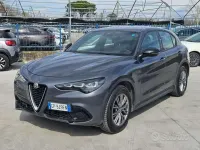 Usata Alfa Romeo Stelvio Super 209 CV (153 kW) 2023 Grigio SUV
