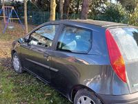 Usata Fiat Punto 60 CV (44 kW) 2000 Berlina