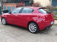 Usata Alfa Romeo Giulietta Super 120 CV (88 kW) 2016 Rosso Utilitaria