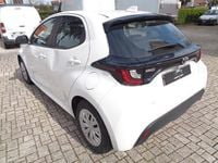 Usata Toyota Yaris Active 72 CV (52 kW) 2023 Bianco Utilitaria
