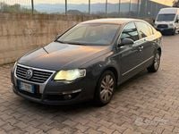 Usata VW Passat Highline 170 CV (125 kW) 2009 Grigio Berlina