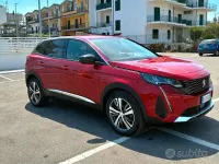 Usata Peugeot 3008 Allure 131 CV (96 kW) 2022 Rosso SUV