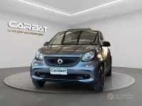 Usata Smart ForFour Passion 71 CV (52 kW) 2015 Grigio Utilitaria