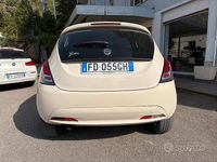 Begagnad Lancia Ypsilon 69 HK (50 kW) 2016 Halvkombi