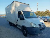 Usata Iveco Daily 116 CV (85 kW) 2008 Bianco Berlina