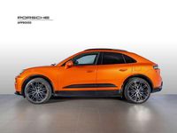 Usata Porsche Macan Turbo 469 kW (639 CV) 2024 Papaya metallizzato SUV