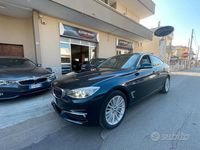 Usata BMW 320 Luxury Line 190 CV (139 kW) 2015 Blu Berlina
