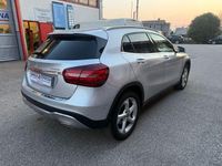 Usata Mercedes GLA200 136 CV (100 kW) 2018 Argento SUV
